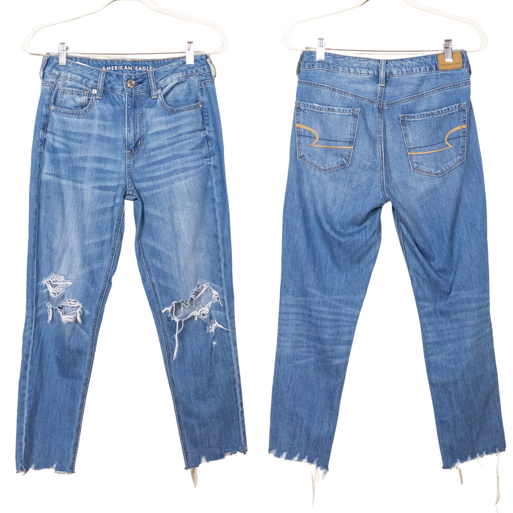 AMERICAN EAGLE Women’s 4 Long Hi-Rise Tomgirl Jeans Medium Wash Distressed